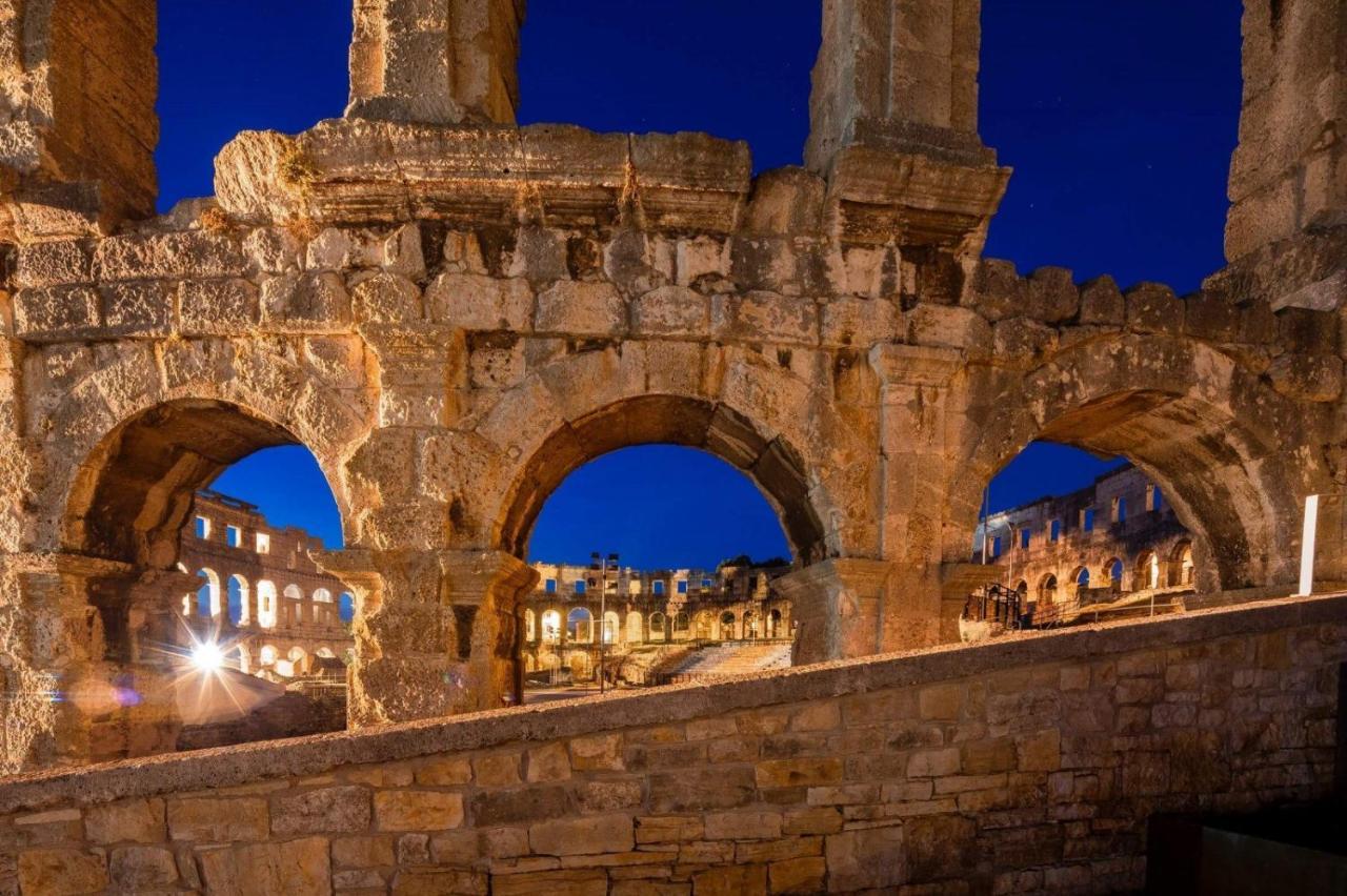 Arena Sunset, Sea Coloseum View, 2 Rooms Free Parking PUY 외부 사진